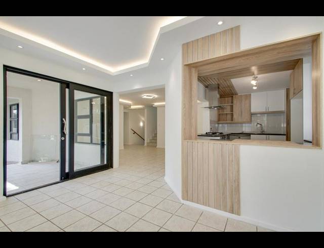 3 BEDROOM HOUSE FOR SALE IN DAINFERN GOLF ESTATE